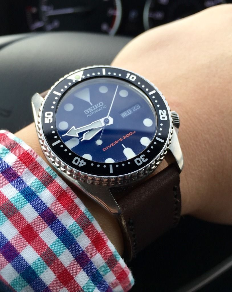 seiko day date month watch